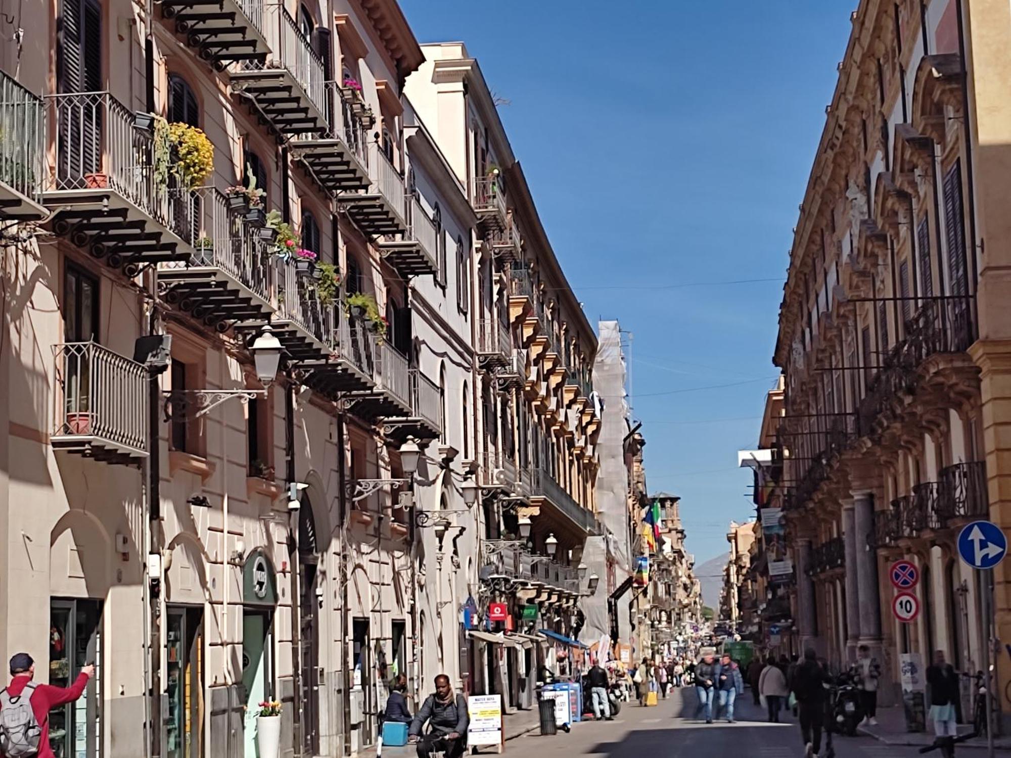 Apartament La Terrazza Di Massimo Palermo Zewnętrze zdjęcie