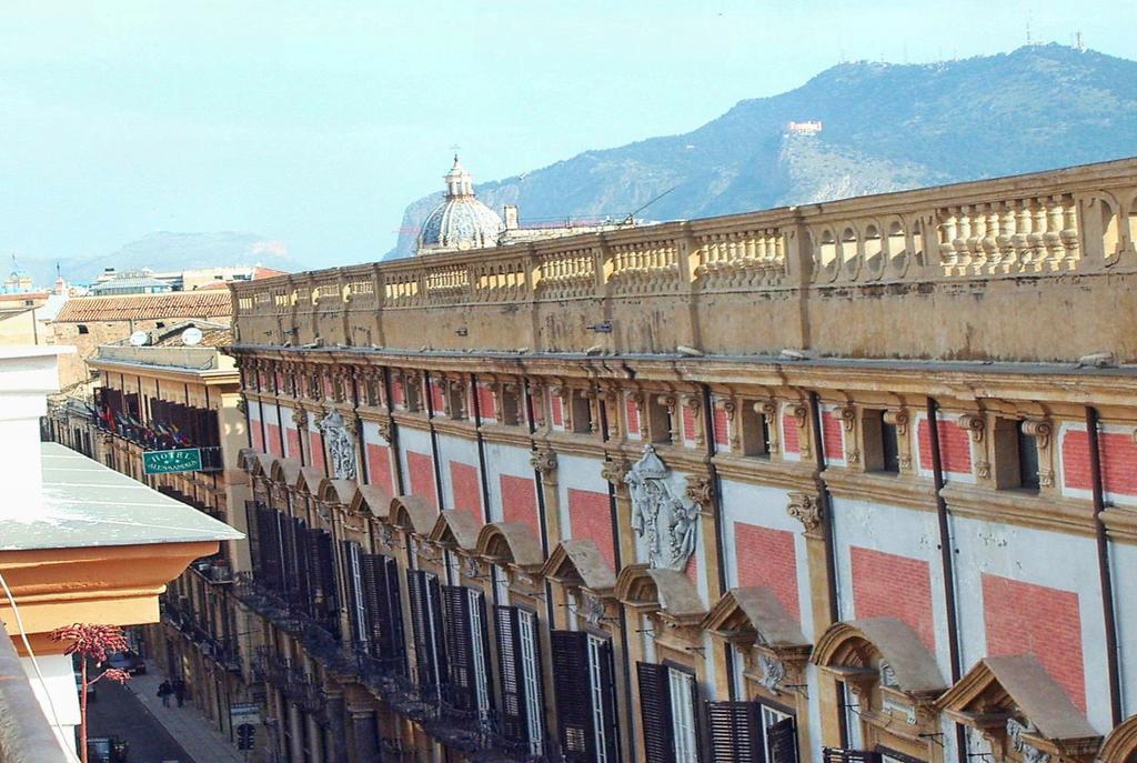 Apartament La Terrazza Di Massimo Palermo Zewnętrze zdjęcie